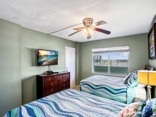 Indian Shores Beachfront condo